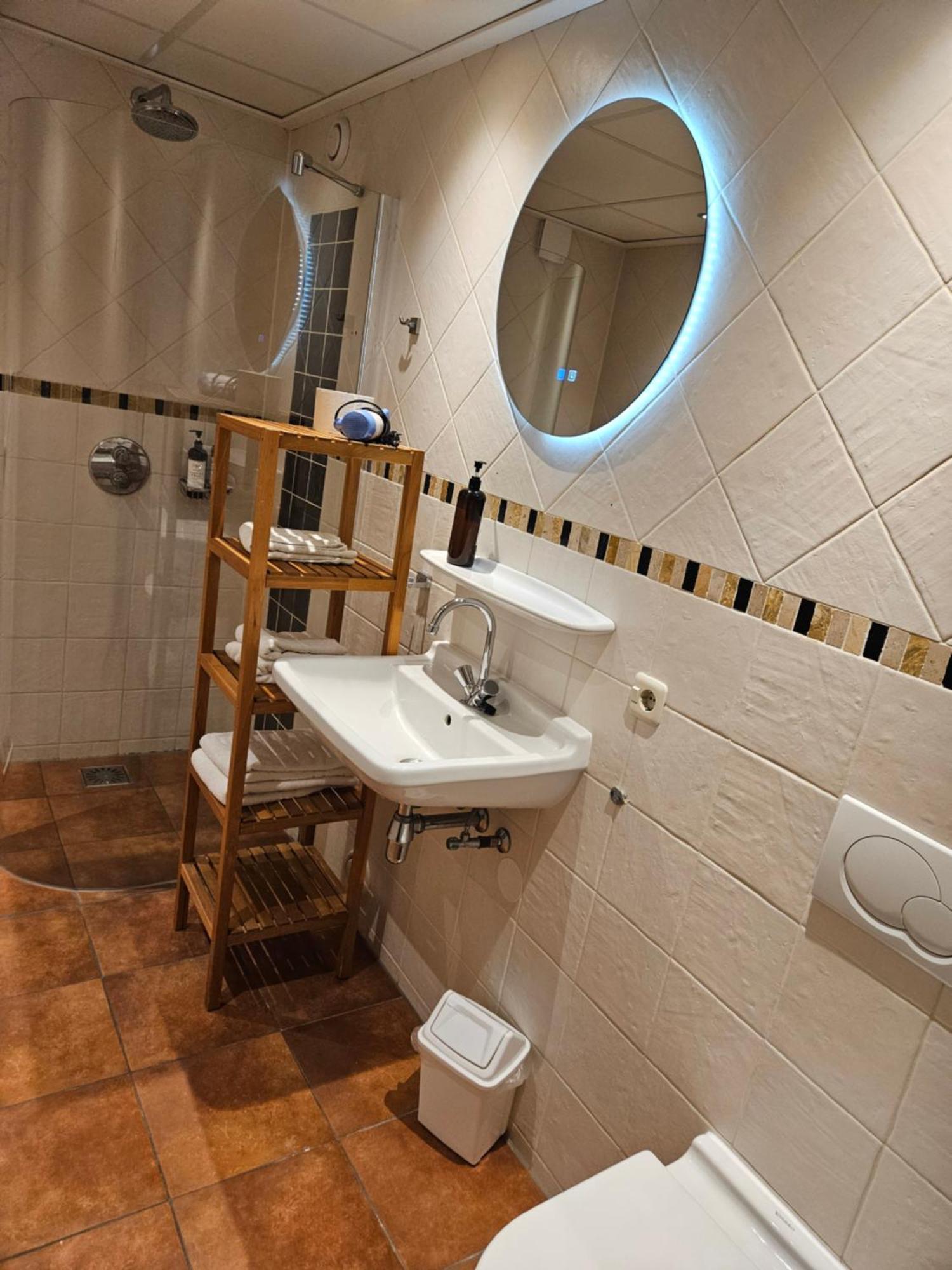 Hotel Dolores Ameland Нес Екстер'єр фото