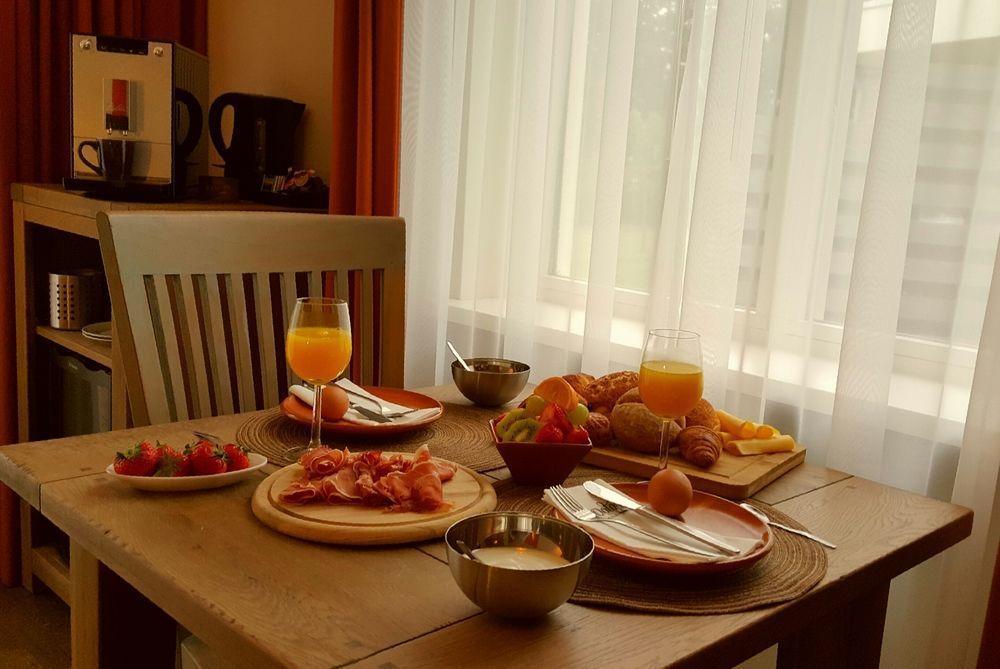 Hotel Dolores Ameland Нес Екстер'єр фото